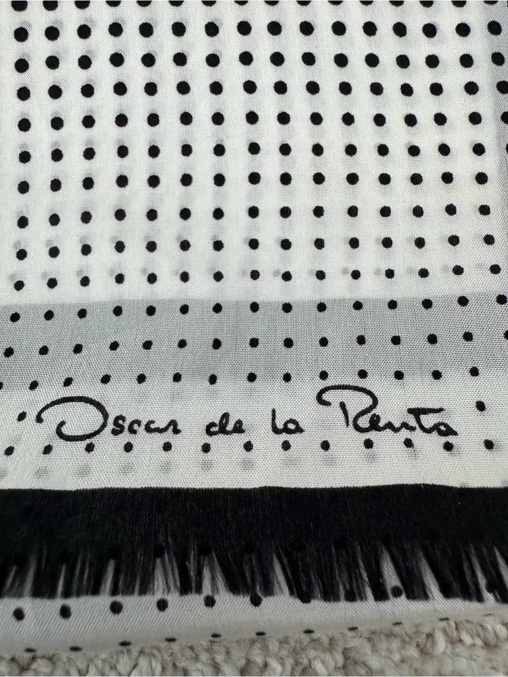 OSCAR DE LA RENTA 100% SILK SCARF 10x51”  WOMEN Black White Polka Dot
